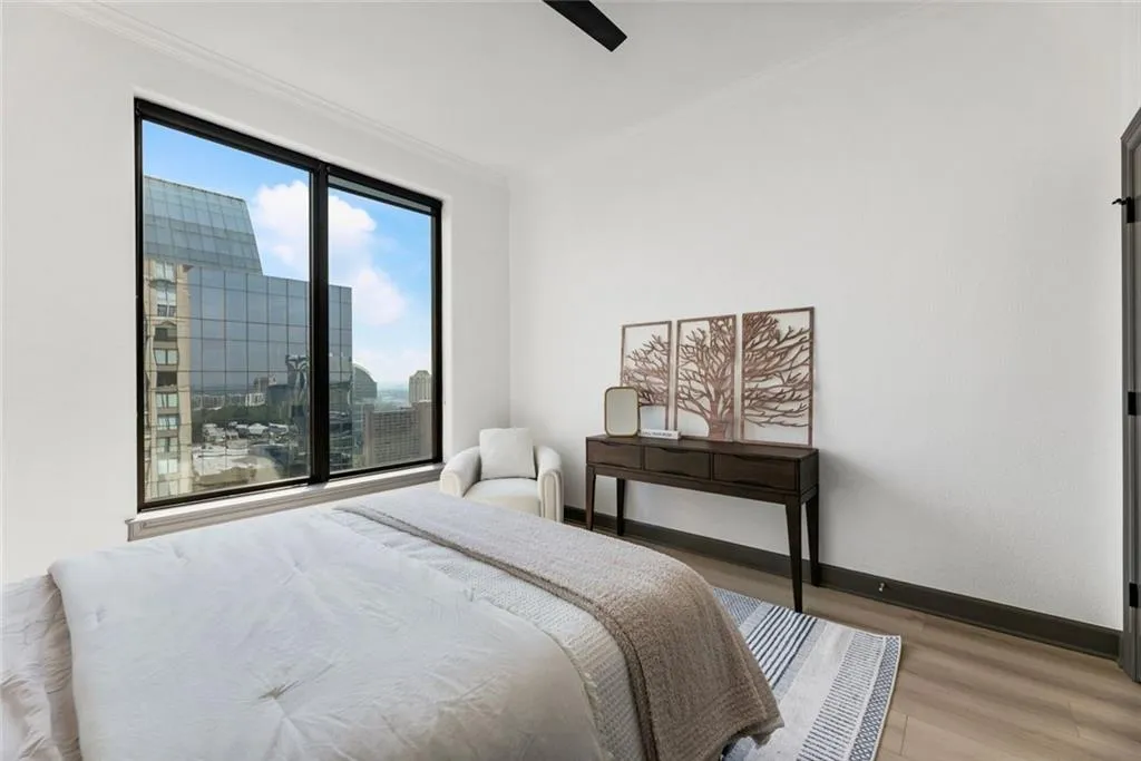 Atlanta, Georgia 30326, United States, 2 Bedrooms Bedrooms, ,2 BathroomsBathrooms,Residential,Active,164620