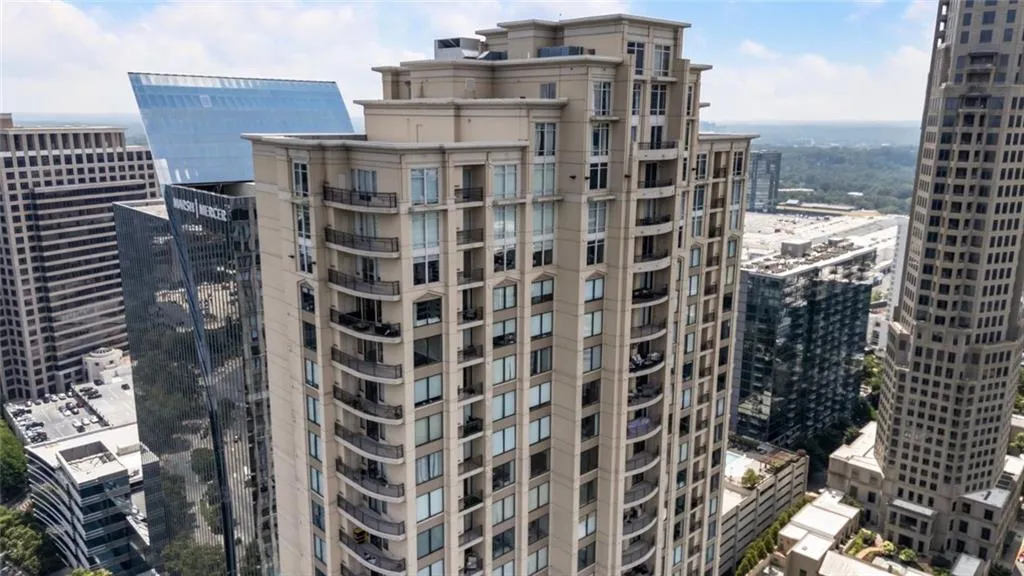 Atlanta, Georgia 30326, United States, 2 Bedrooms Bedrooms, ,2 BathroomsBathrooms,Residential,Active,164620