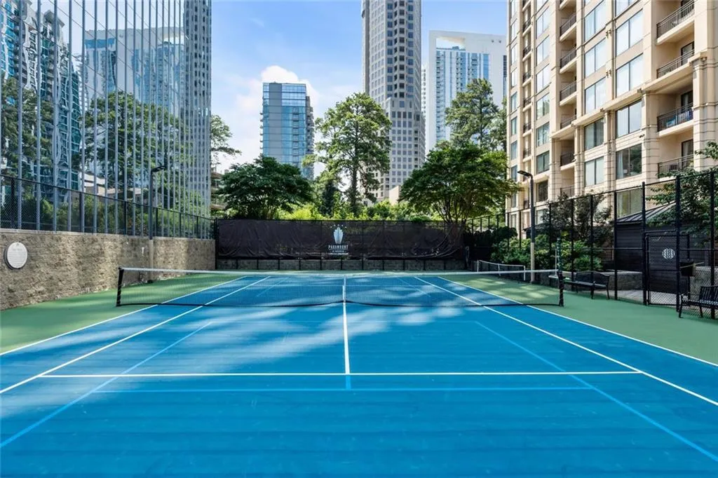 Atlanta, Georgia 30326, United States, 2 Bedrooms Bedrooms, ,2 BathroomsBathrooms,Residential,Active,164620