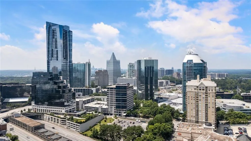 Atlanta, Georgia 30326, United States, 2 Bedrooms Bedrooms, ,2 BathroomsBathrooms,Residential,Active,164620