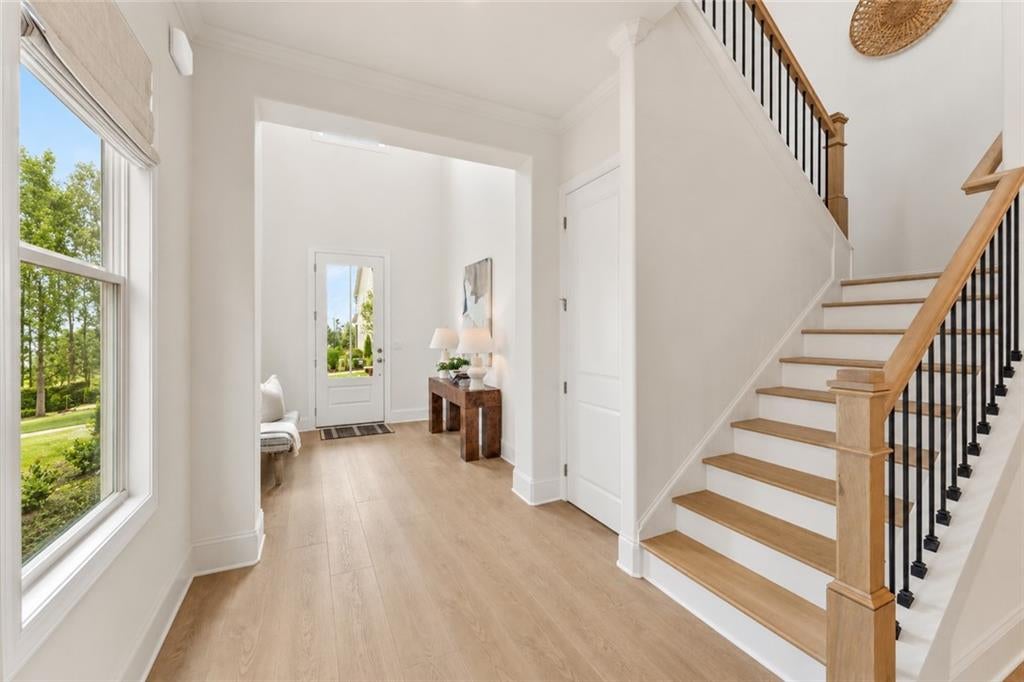 401 Edgewater Chase