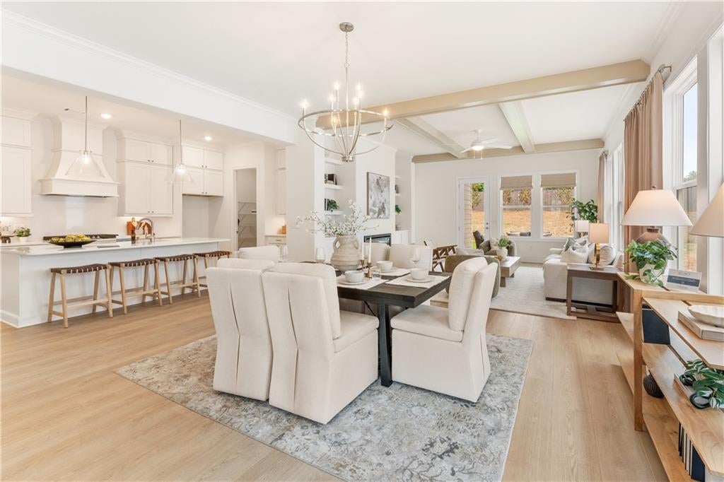 401 Edgewater Chase