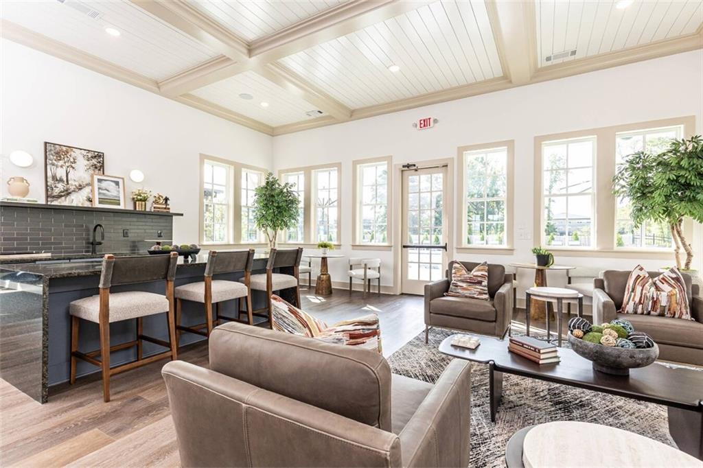 3373 Fence Road D4 W/Loft