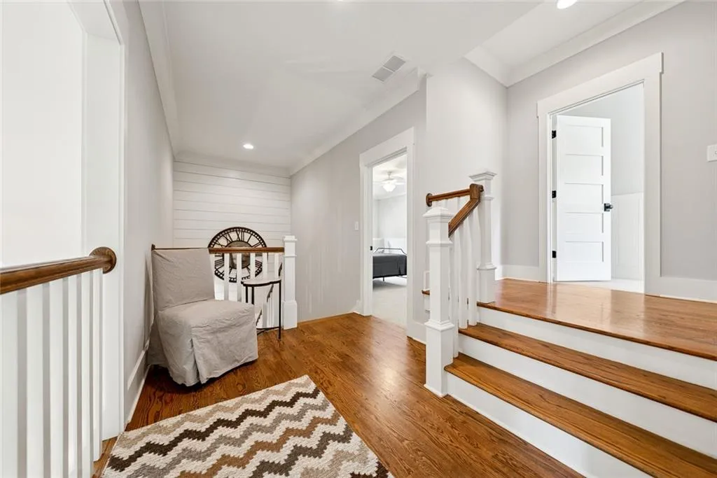 Roswell, Georgia 30075, United States, 4 Bedrooms Bedrooms, ,5 BathroomsBathrooms,Residential,Pending,199786