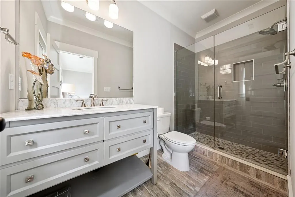 Roswell, Georgia 30075, United States, 4 Bedrooms Bedrooms, ,5 BathroomsBathrooms,Residential,Pending,199786