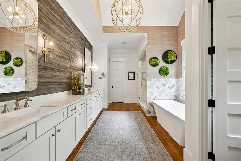 Roswell, Georgia 30075, United States, 4 Bedrooms Bedrooms, ,5 BathroomsBathrooms,Residential,Pending,199786