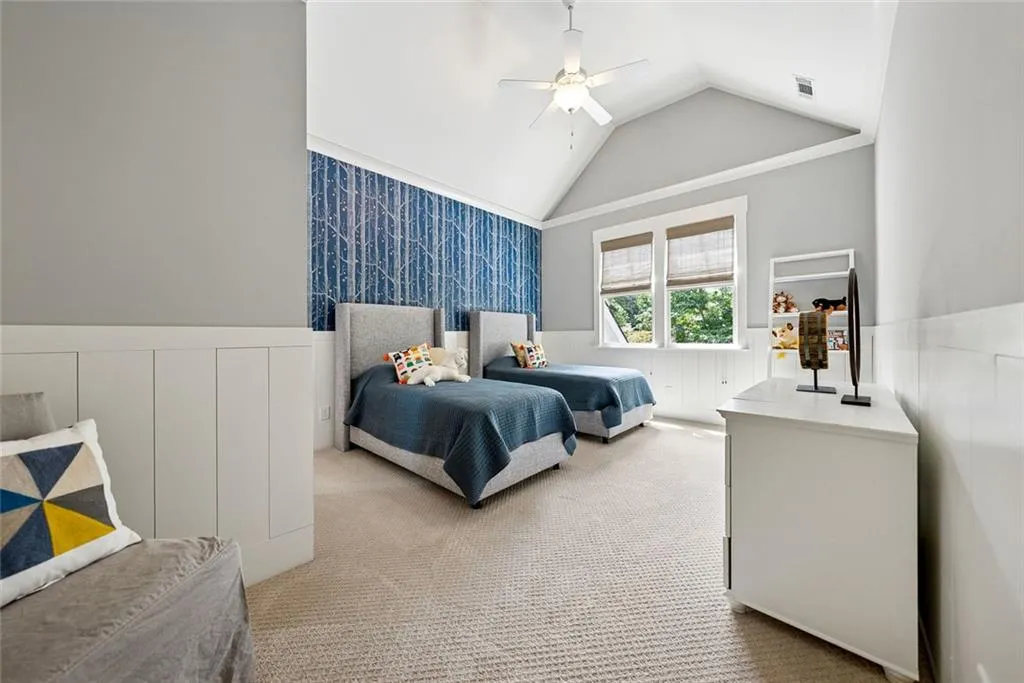 Roswell, Georgia 30075, United States, 4 Bedrooms Bedrooms, ,5 BathroomsBathrooms,Residential,Pending,199786