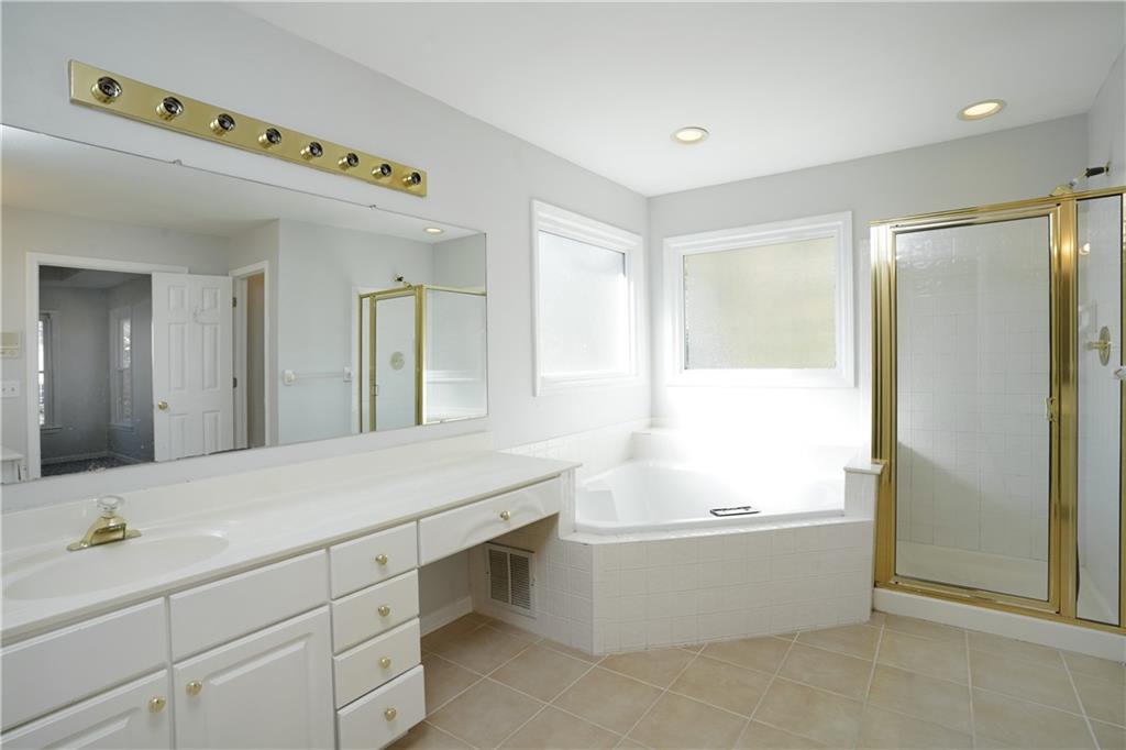 3317 Pomarine Lane, Peachtree Corners, Georgia image 32