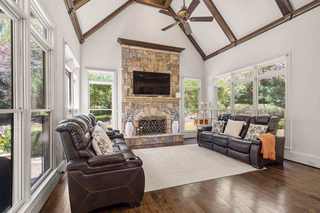 8715 Islesworth Court