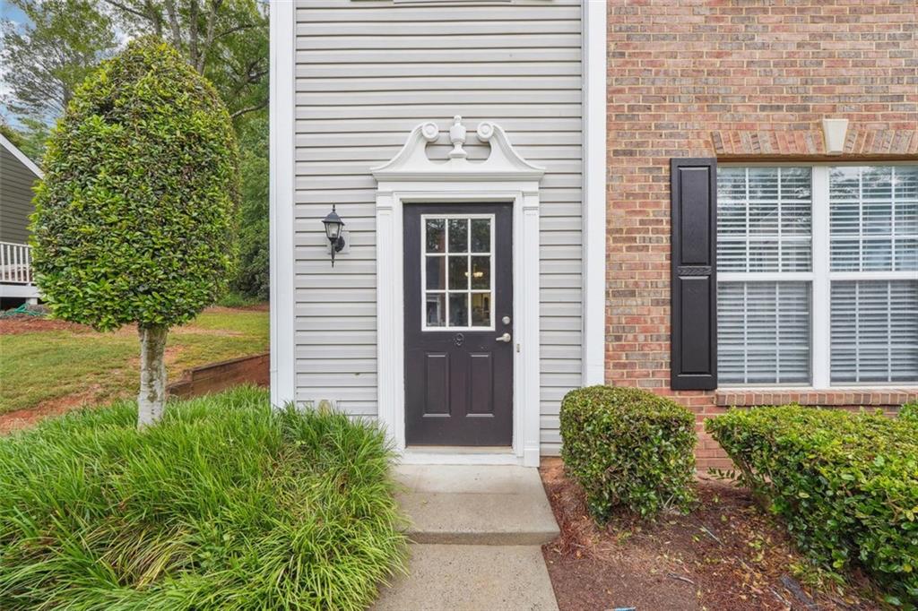 9165 Nesbit Ferry Road #9