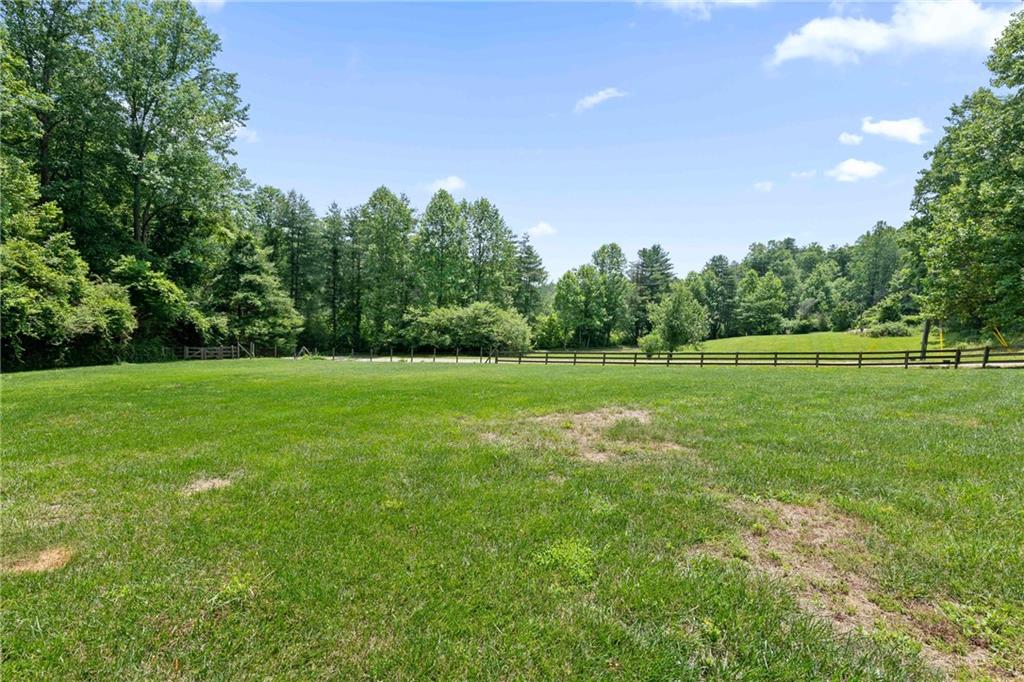 1315 Chimney Mountain Flats Trail, Clarkesville, Georgia image 11