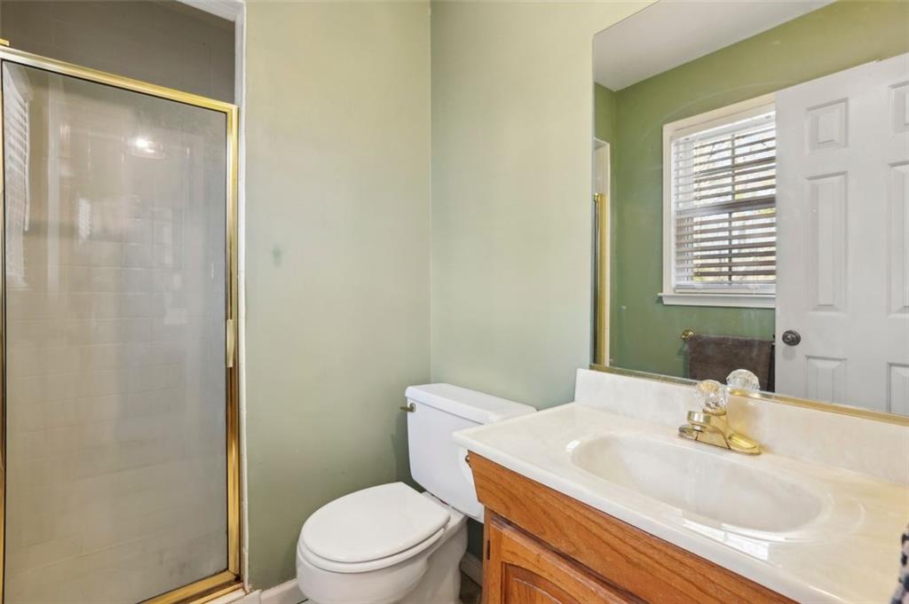 5352 Waterford Drive, Dunwoody, Georgia image 18