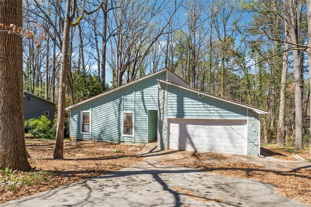 5045 Carole Place