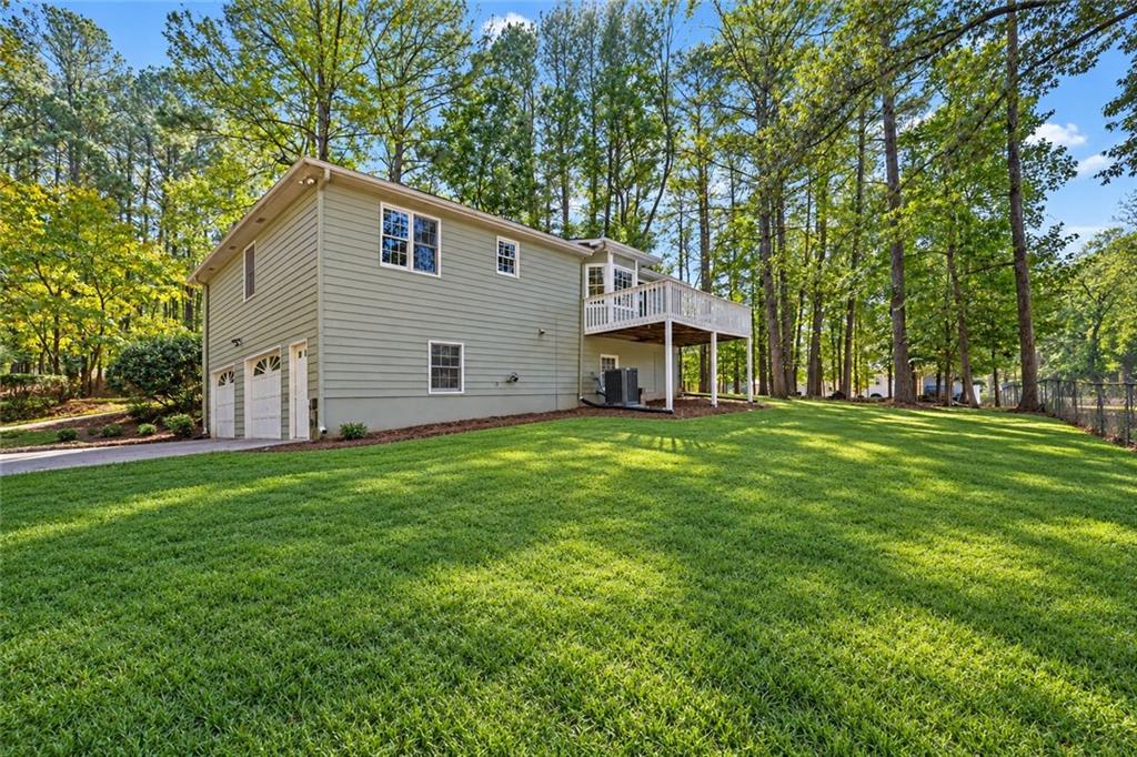 306 Pine Cove