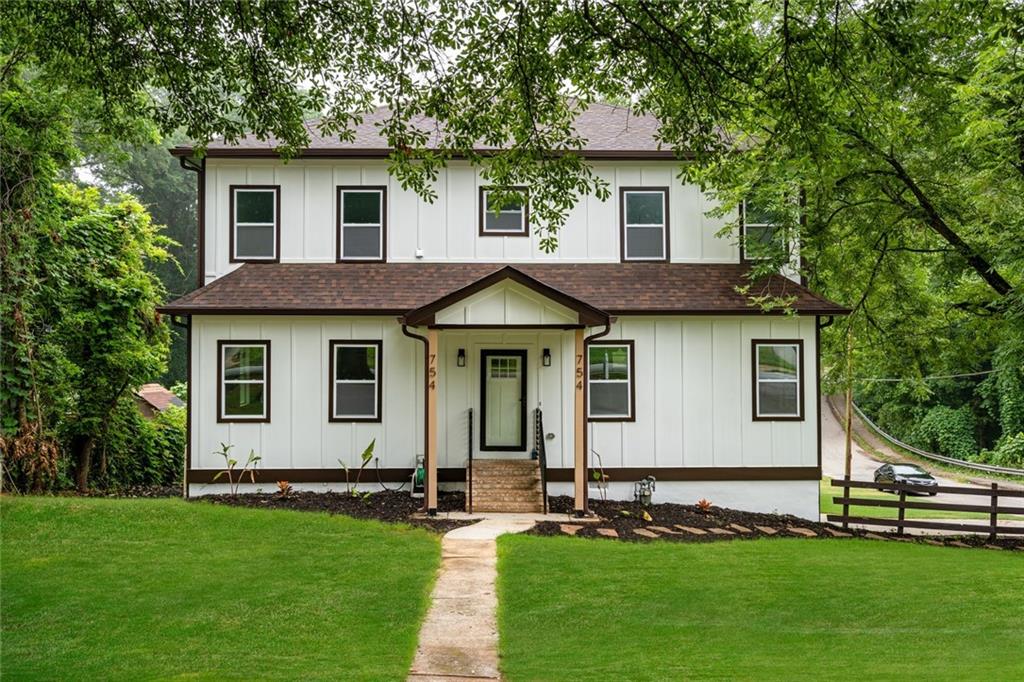 754 Fayetteville Road SE