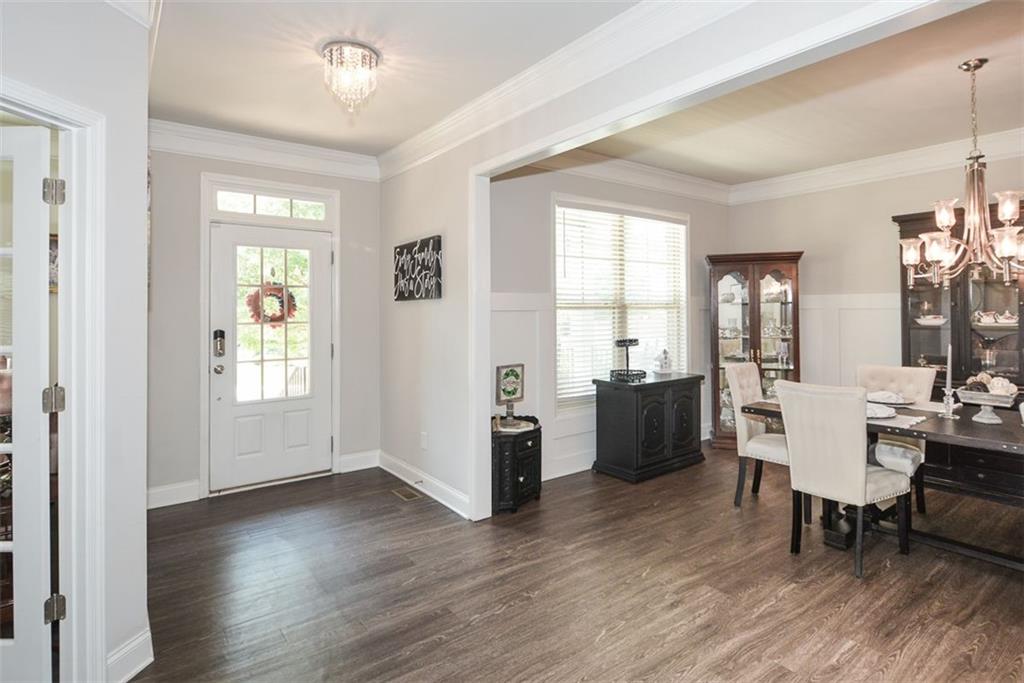 522 LINCOLNWOOD Lane