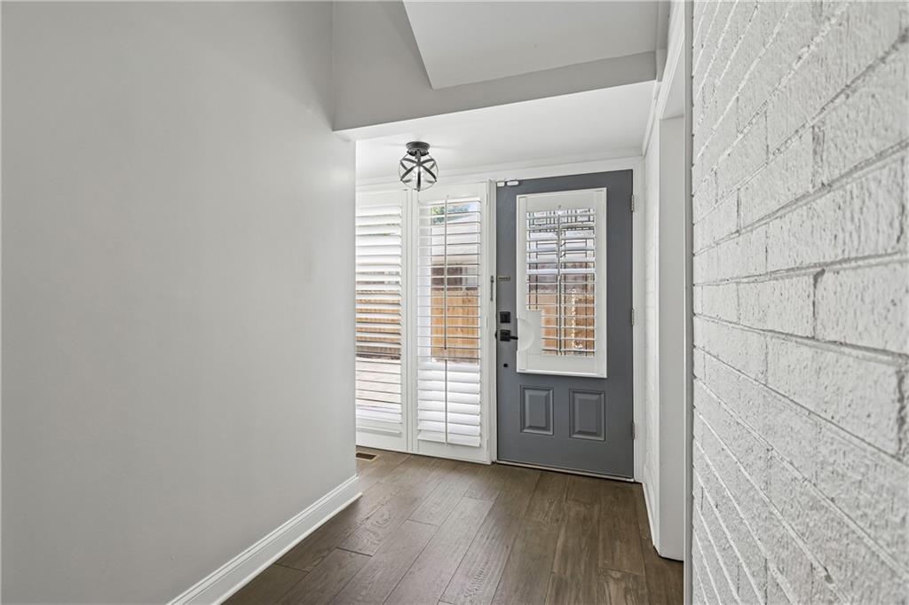 215 Camden Road NE