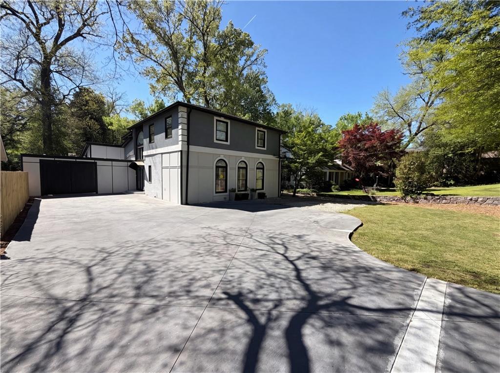 215 Camden Road NE