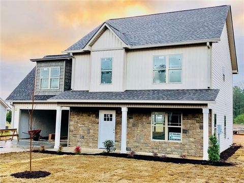 A home in Calhoun