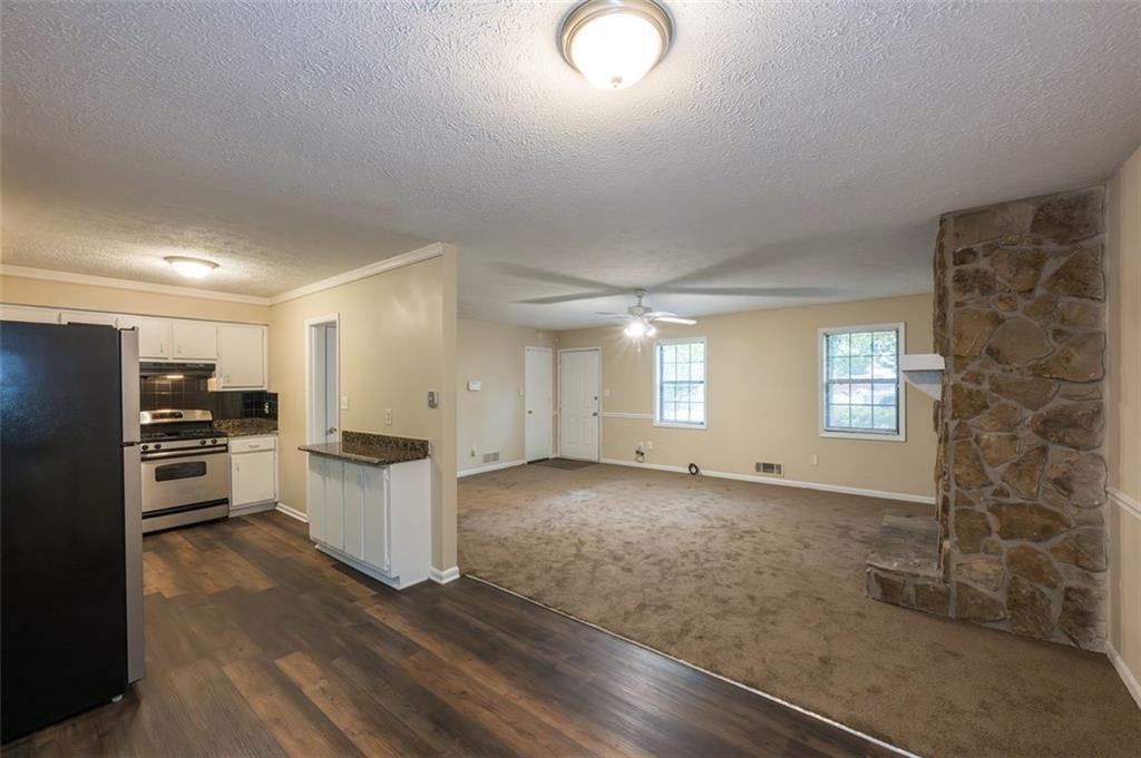 Landmark Square I - Residential Lease