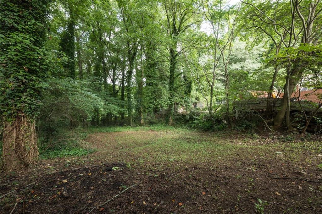 Landmark Square I - Residential Lease