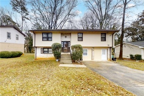 Homes For Sale - 2284 Emerald Springs Drive<br/> Decatur, GA 30035