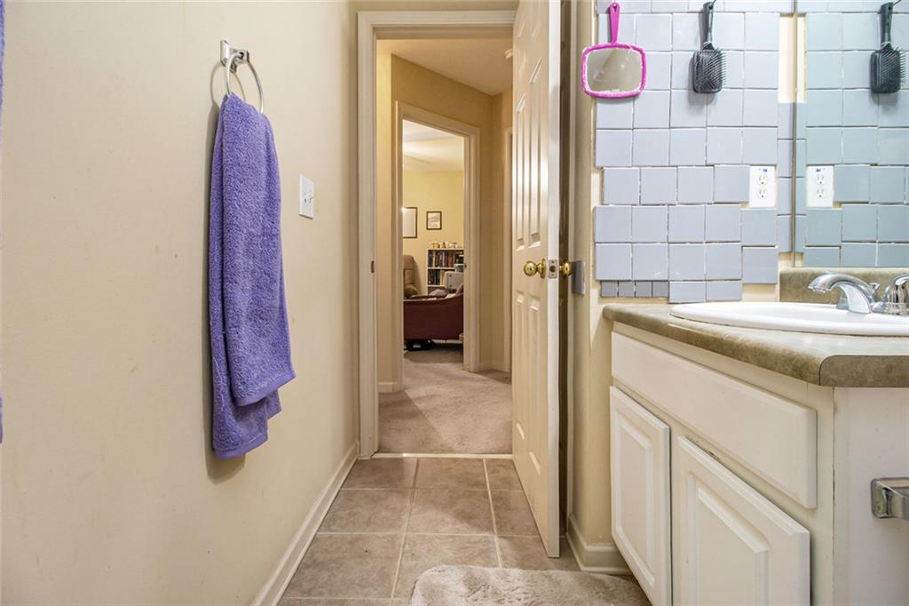 CREEKWOOD COMMONS - Residential