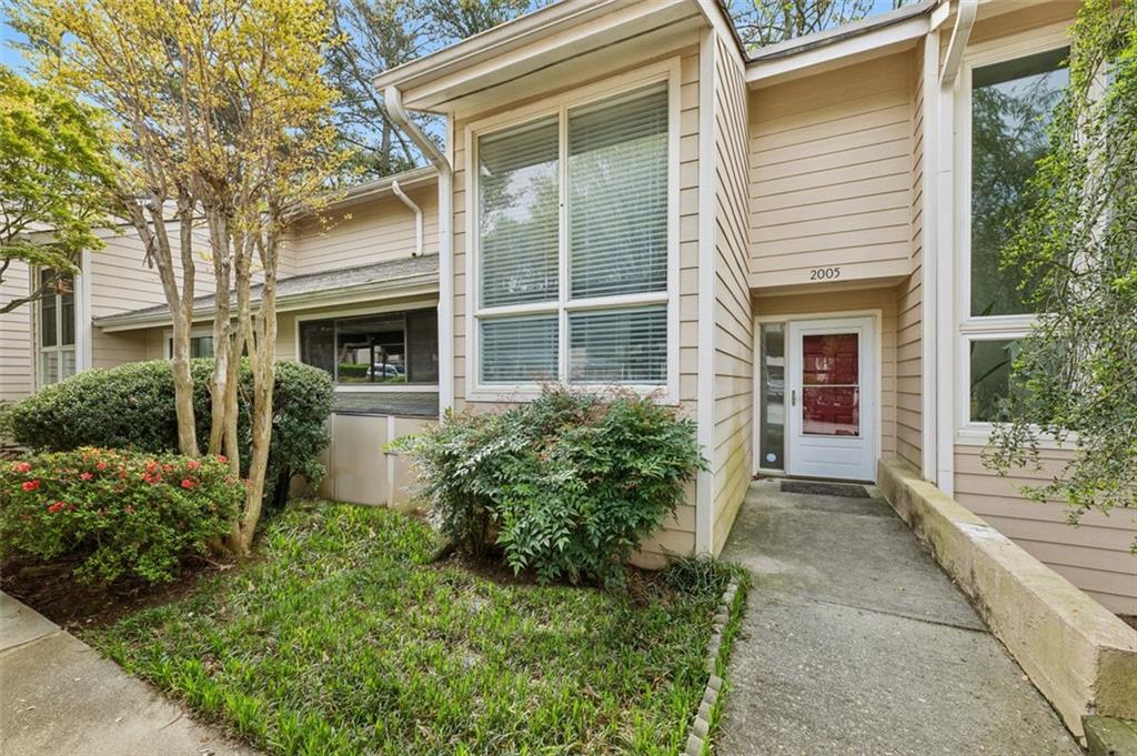 2005 Variations Drive, Atlanta, Georgia image 1