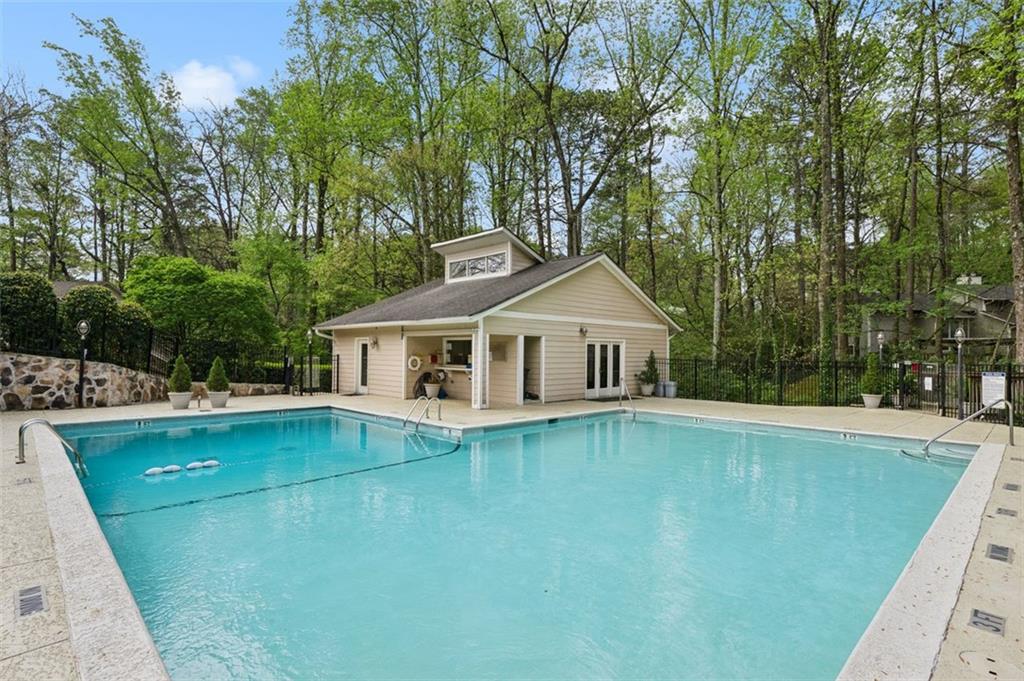 2005 Variations Drive, Atlanta, Georgia image 17