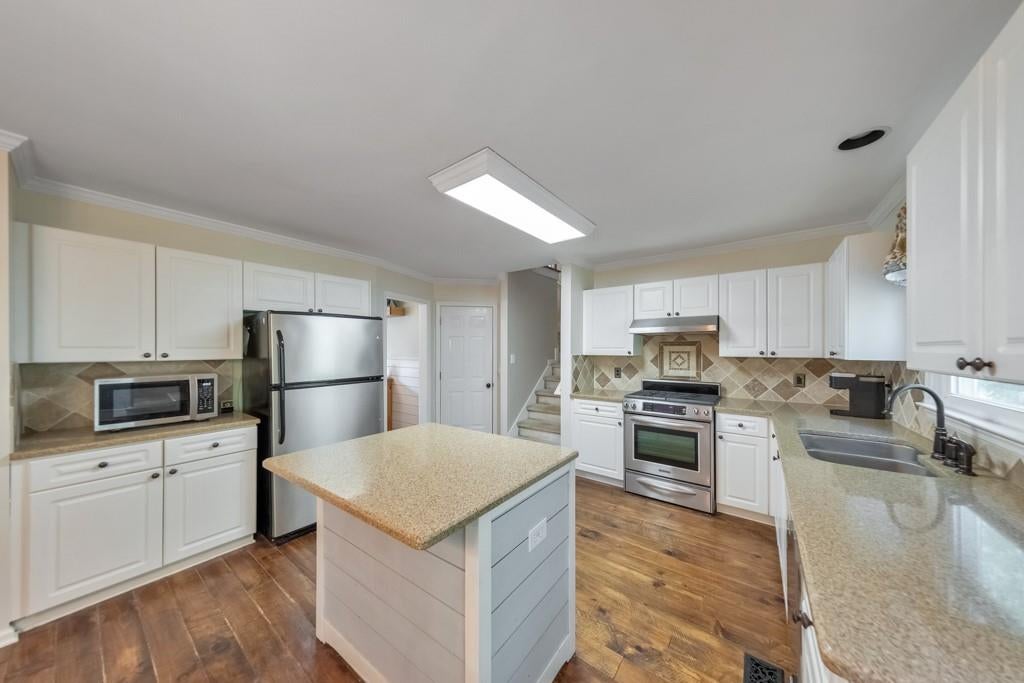 708 Kirkwood Circle