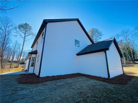 A home in Flowery Branch