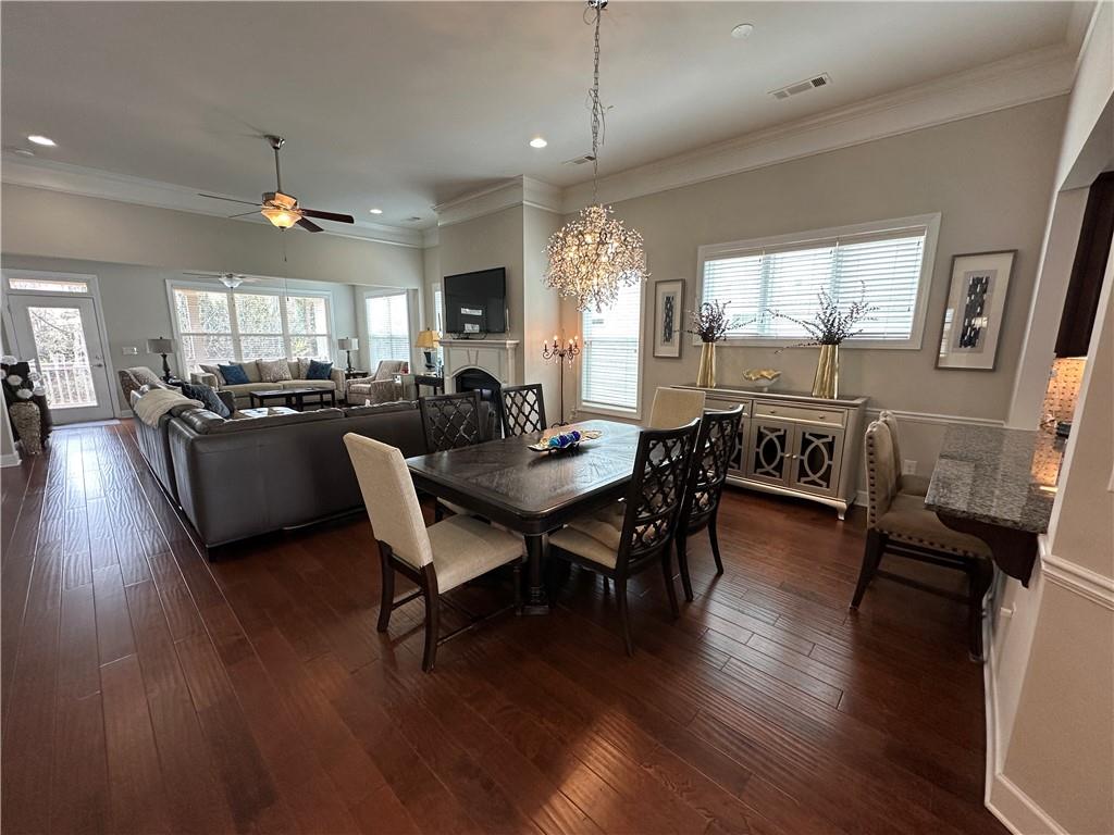 3619 Majestic Oak Drive SW