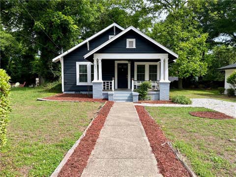 Homes For Sale - 221 Bellview Street<br/> Winder, GA 30680