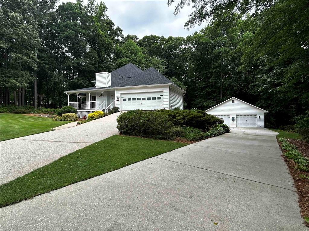 3970 Governor's Circle