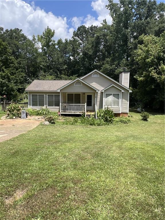 Multiple options for this Temple ranch! Move in as-is or add your own touches and updates. Options for investors as a fix/flip or buy/hold rental as well. House currently has 2 bedroooms with a large bonus room that just needs a closet to be the 3rd bedroom. The room is also large enough to add a small bath, making it a 3/2. HVAC is 8yrs old and the roof was replaced in 2014. Sits on nice level 0.92 Acre lot. Located just 3 miles from I-20, 15 minutes from Downtown Carrollton, and 17 minutes from the University of West Georgia, this home provides the perfect blend of seclusion and convenience! Lowest priced home in the Temple school district.