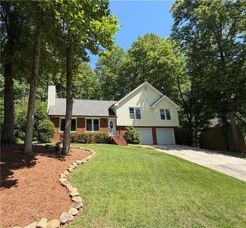 Homes For Sale - 4465 Sagebrush Drive<br/> Kennesaw, GA 30152