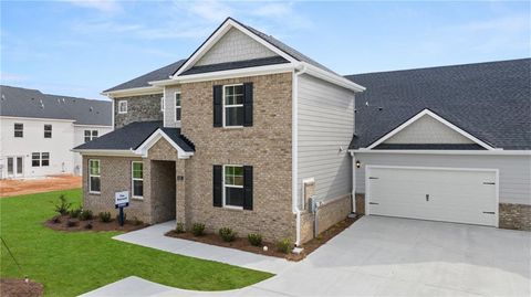 Townhouse in Loganville GA 580 Silver Moon Drive.jpg