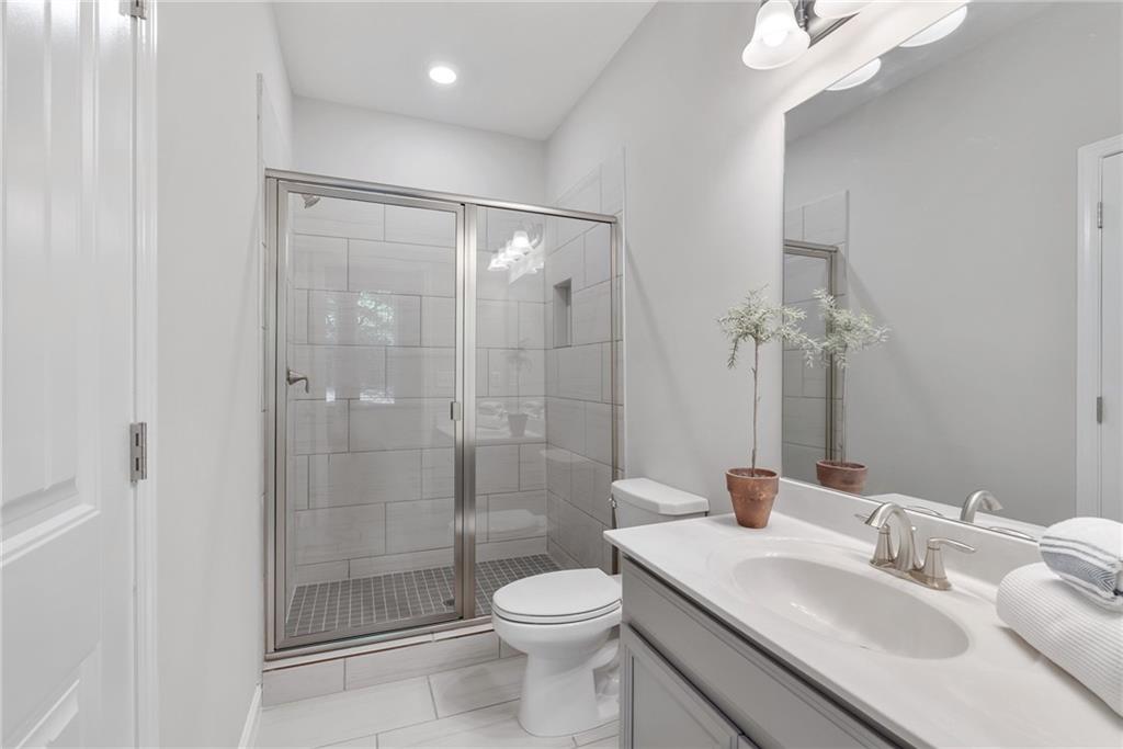Caravelle at Windward Park - Residential Lease