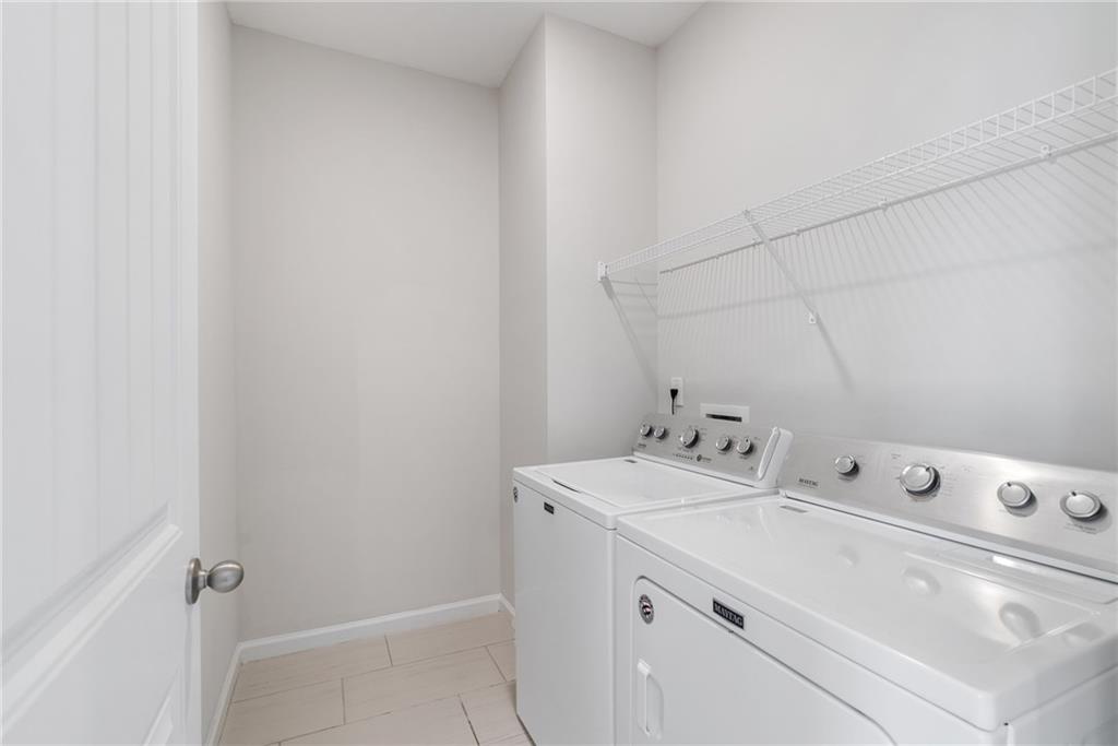 Caravelle at Windward Park - Residential Lease