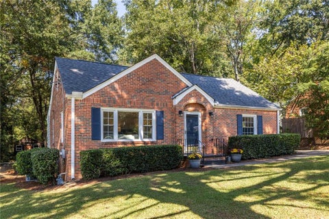 Photo of 2866 Wiltshire Drive, Decatur, GA 30030 (MLS # 7856412)