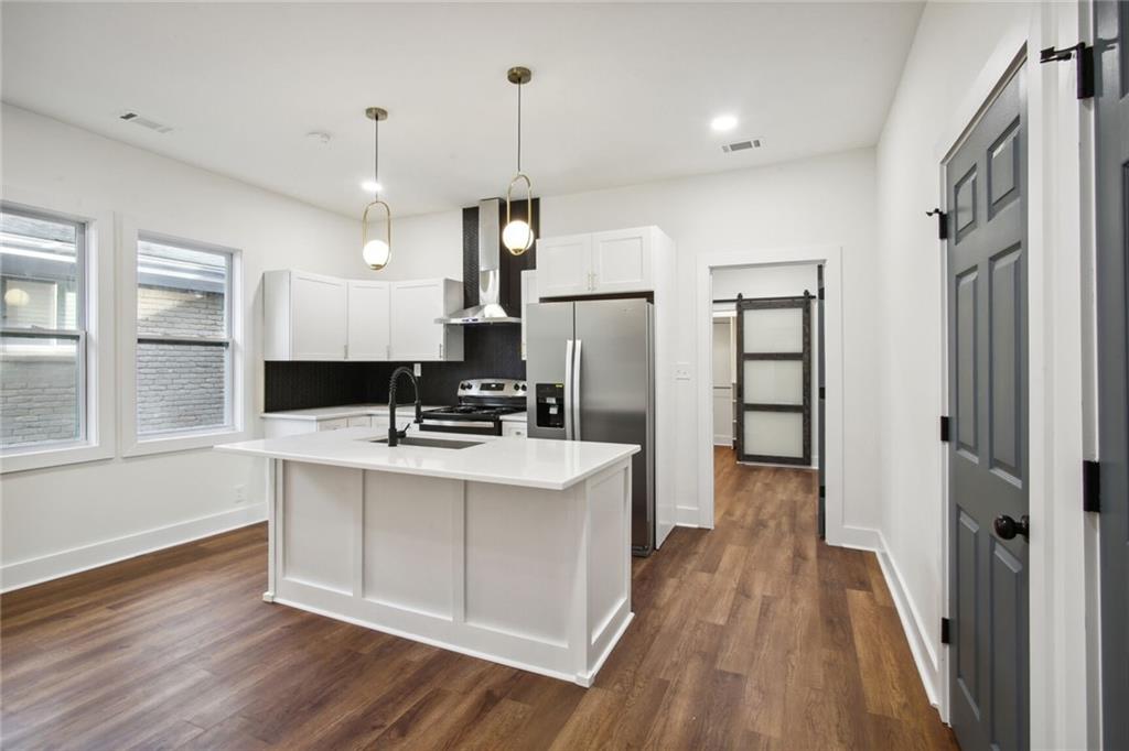 782 Dixie Avenue NE 1