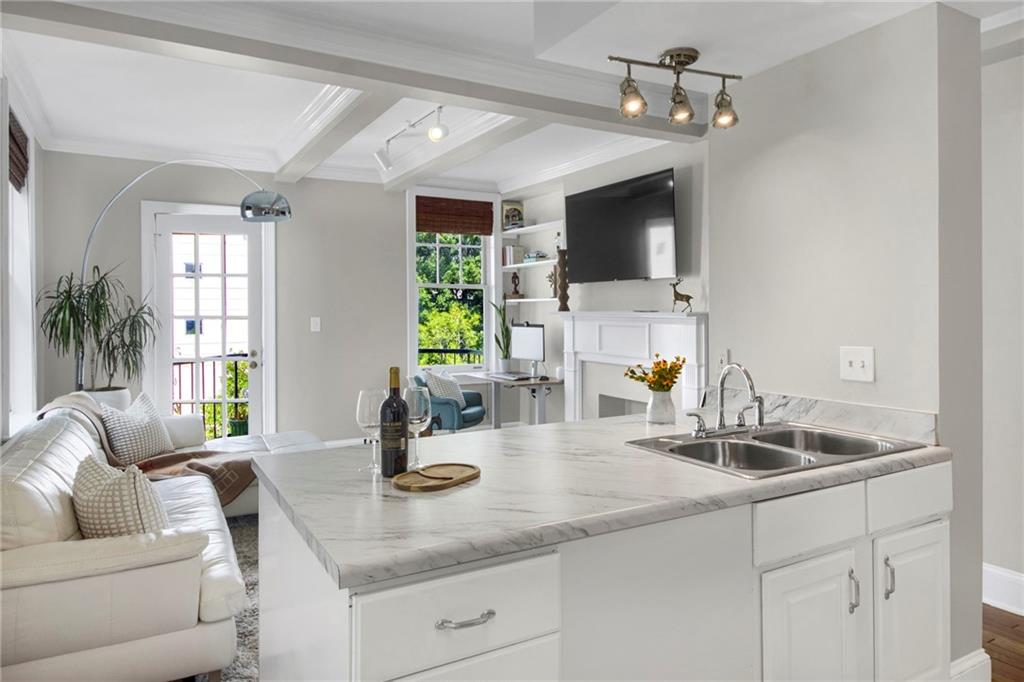 2840 Peachtree Road NW 406