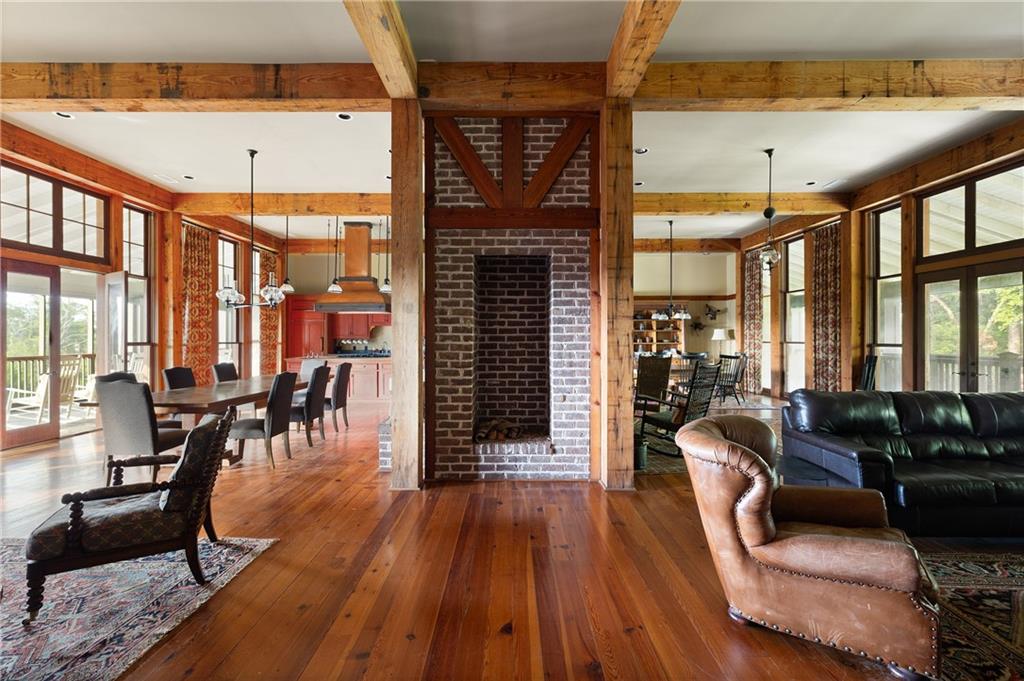 Hampton Island - Residential