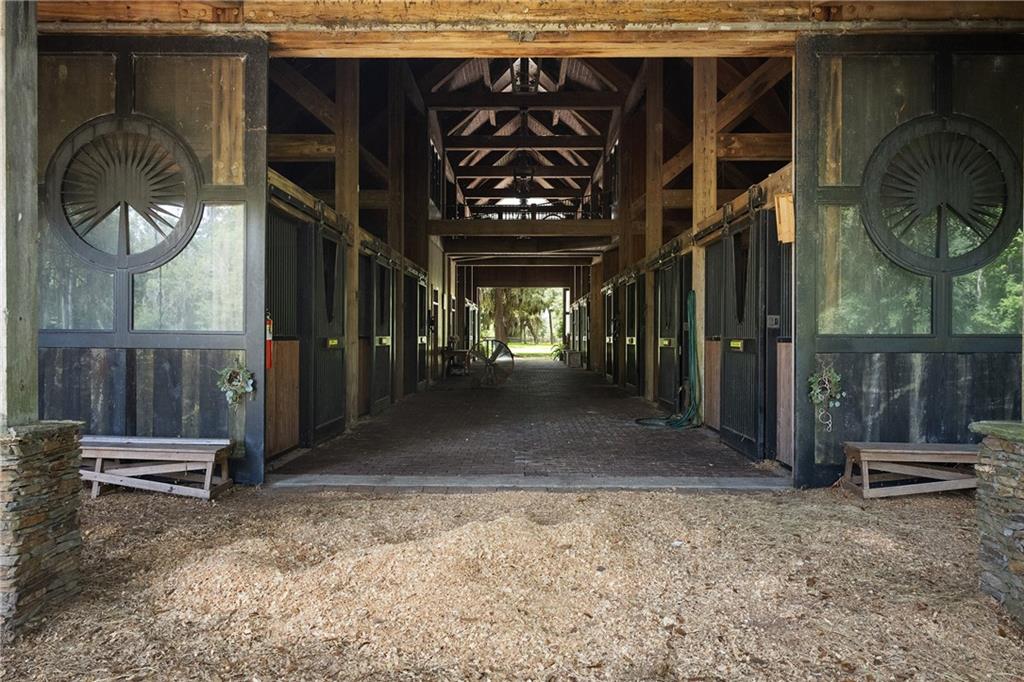 Hampton Island - Residential