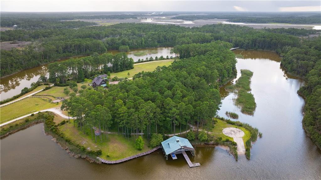 Hampton Island - Residential