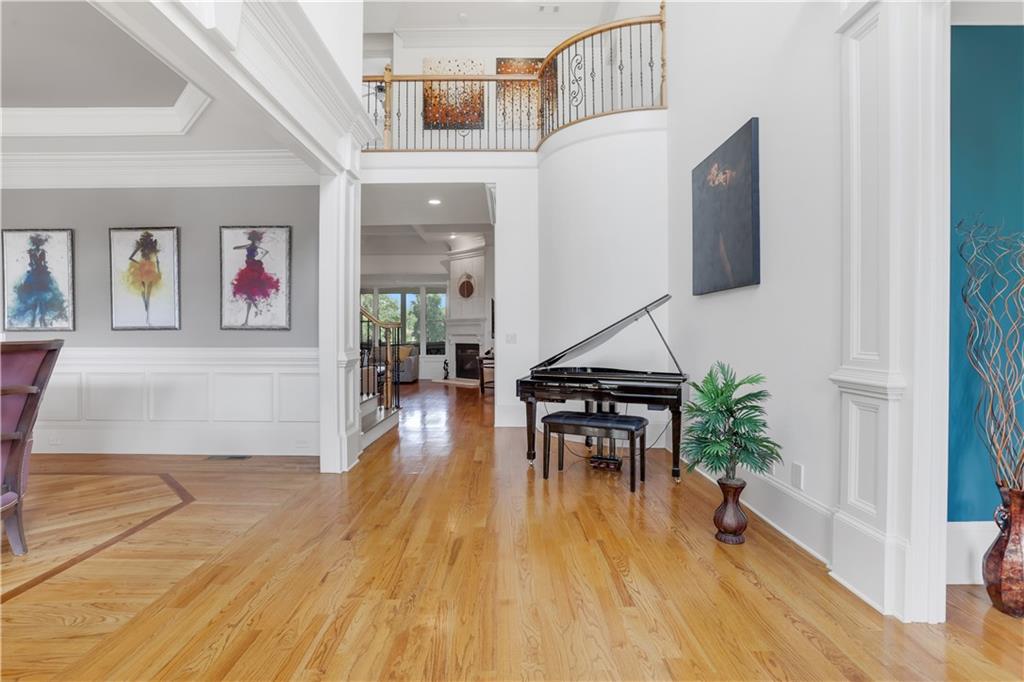 2262 Crimson King Drive