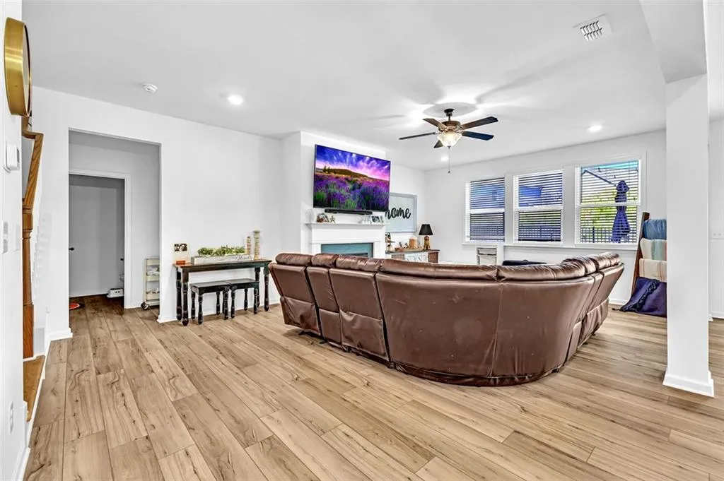 Locust Grove, Georgia 30248, United States, 5 Bedrooms Bedrooms, ,4 BathroomsBathrooms,Residential,Active,112580