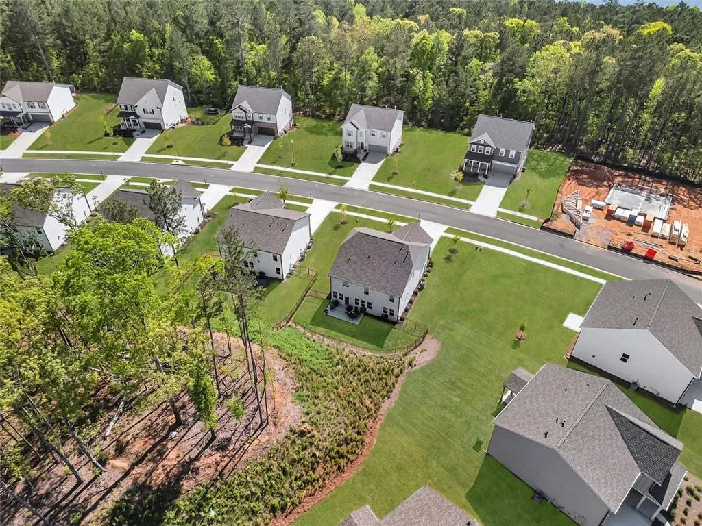 Locust Grove, Georgia 30248, United States, 5 Bedrooms Bedrooms, ,4 BathroomsBathrooms,Residential,Active,112580