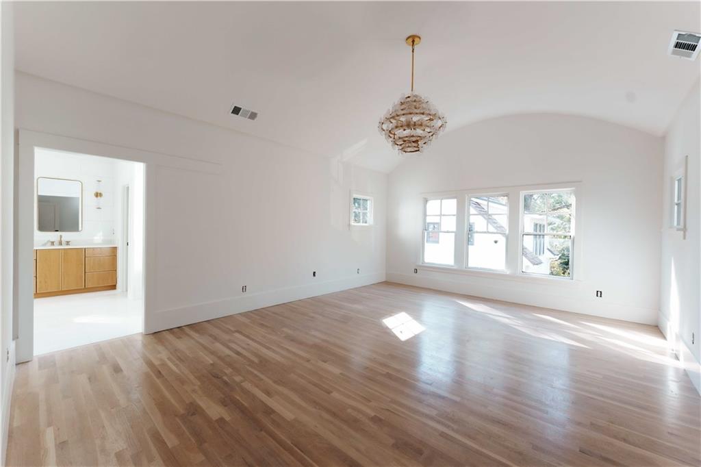 1165 Reeder Circle NE