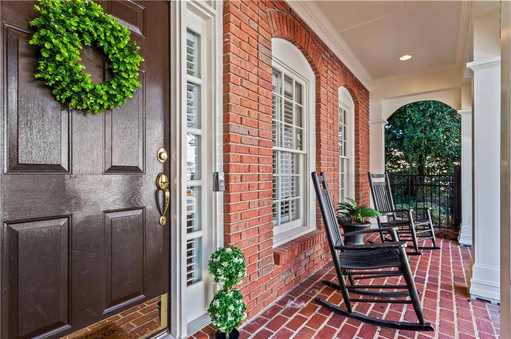 4120 Paran Pointe Drive